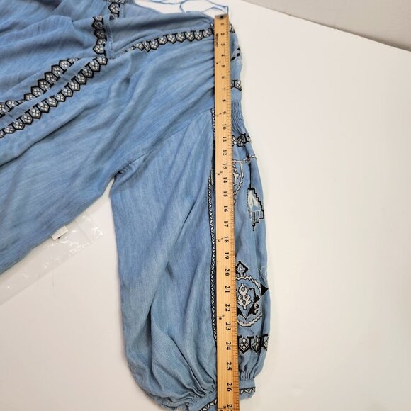 Zara Trafaluc Blue Chambray Balloon Sleeve V Neck Embroidered Boho Top US XS - Picture 12 of 12